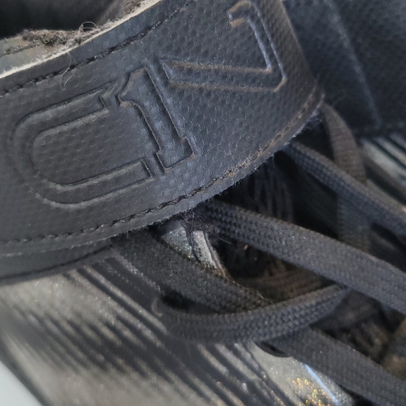 Cleats - Picture 2 of 3